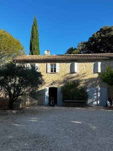 Maison rénovée vue ventoux
